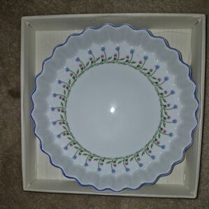 Vintage Mikasa ultra ceramic bake & serve Bali Hai Ribbed Dish